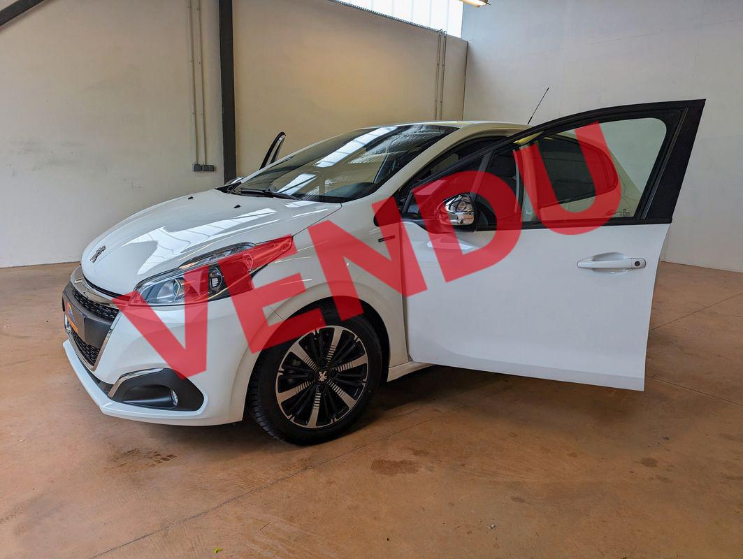 Peugeot 208 1.5 BlueHDi 100ch E6.c Signature 5p